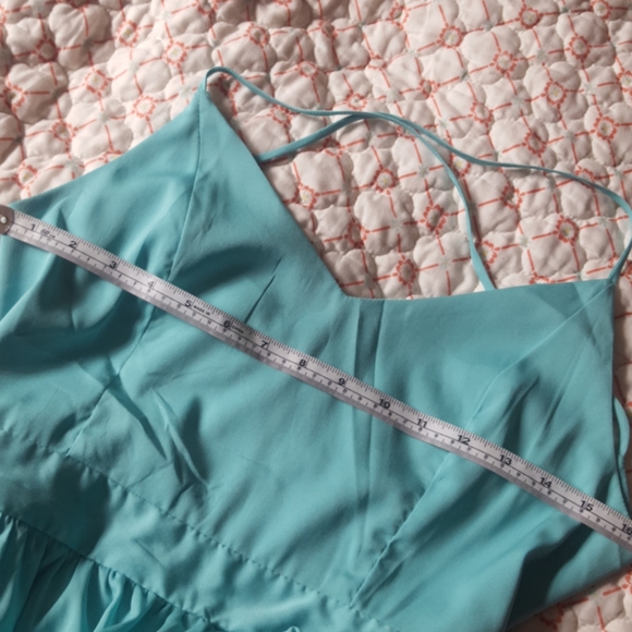 - Backless maxi dress - Picture 7 of 8